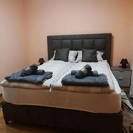 Mikulic Apartment